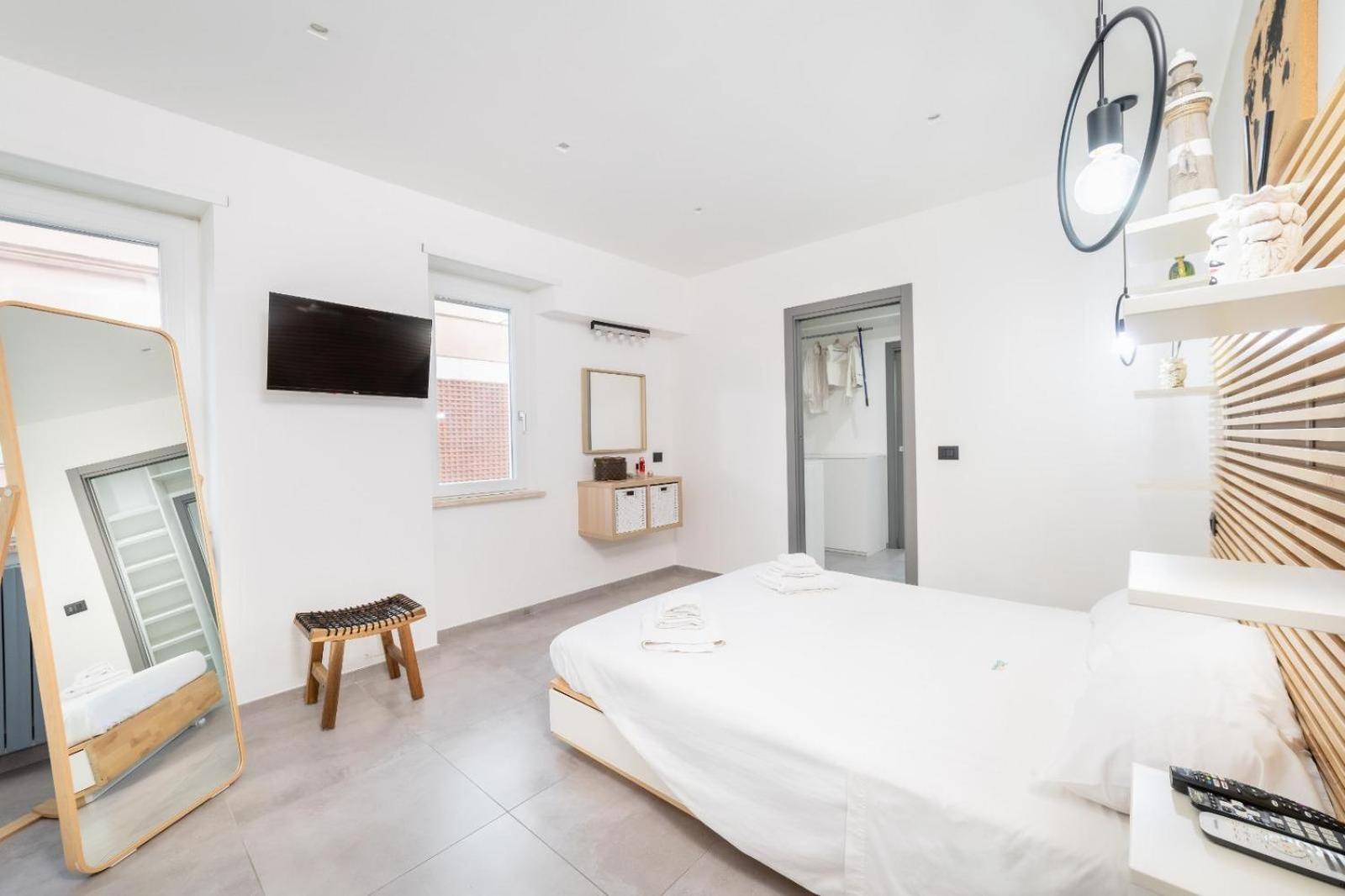 Sole Apartments Terracina Zewnętrze zdjęcie